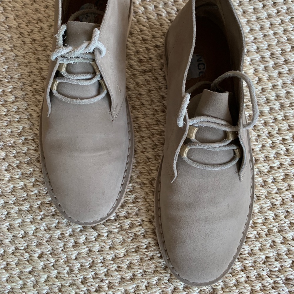 Suede vince desert boots